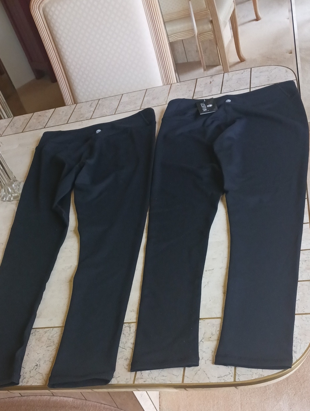 Yoga/pilates Leggins...2 New Pairs,,,matte Black..size M.....brand New..